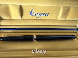 Stylo plume Waterman Pen en laque noire, avec marqueur en or 18 carats, de style vintage