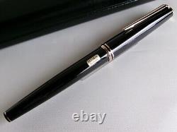 Stylo-plume classique Montblanc Noir GT avec plume EF en or 14K