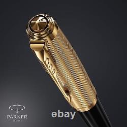 Stylo-plume de luxe 51 à corps noir avec finitions dorées, pointe en or 18 carats fine