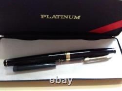 Stylo-plume en platine Long 18K noir