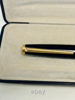 Stylo-plume en résine noire Montblanc Meisterstuck - Plume en or 14 carats