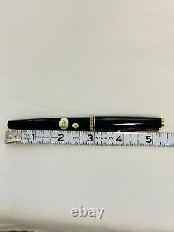 Stylo-plume en résine noire Montblanc Meisterstuck - Plume en or 14 carats