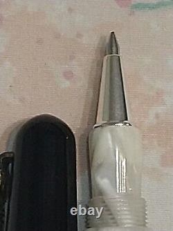 Stylo plume et stylo roller Marlen Marc Chagall en ébonite noire et résine ivoire