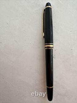 Stylo-plume gravé MONTBLANC Meisterstuck noir et or