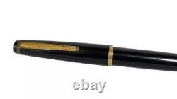 Stylo plume noir Montblanc No. 32 avec plume 14K 585 EF