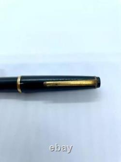 Stylo plume noir Montblanc No. 32 avec plume 14K 585 EF