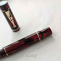 Stylo plume noir et rouge Gioia Allaria Amaranto, en résine