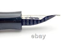 Stylo-plume vintage Osmia Supra 74 en crème et noir avec plume moyenne pour pièces