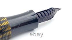 Stylo-plume vintage Osmia Supra 74 en crème et noir avec plume moyenne pour pièces