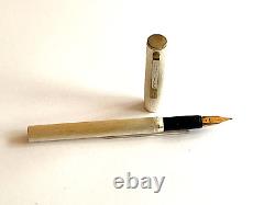 Stylo plume vintage rare Dunhill à finition brossée en argent sterling 14k 585 avec plume