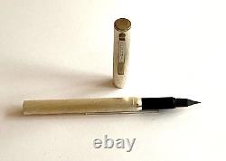 Stylo plume vintage rare Dunhill à finition brossée en argent sterling 14k 585 avec plume