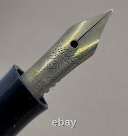 Vers 1950 Osmia 223, 14k / 585 Nib Flexible Fin, Remplissage par Bouton, (2/2) Nouveau Stock Ancien