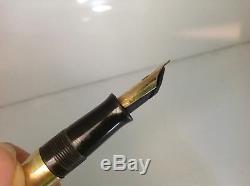 Vintage Eversharp Skyline Solid Gold Fountain Pen