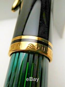 Vintage Pelikan Souveran Fountain Pen Noir Et Vert Bordure Dorée